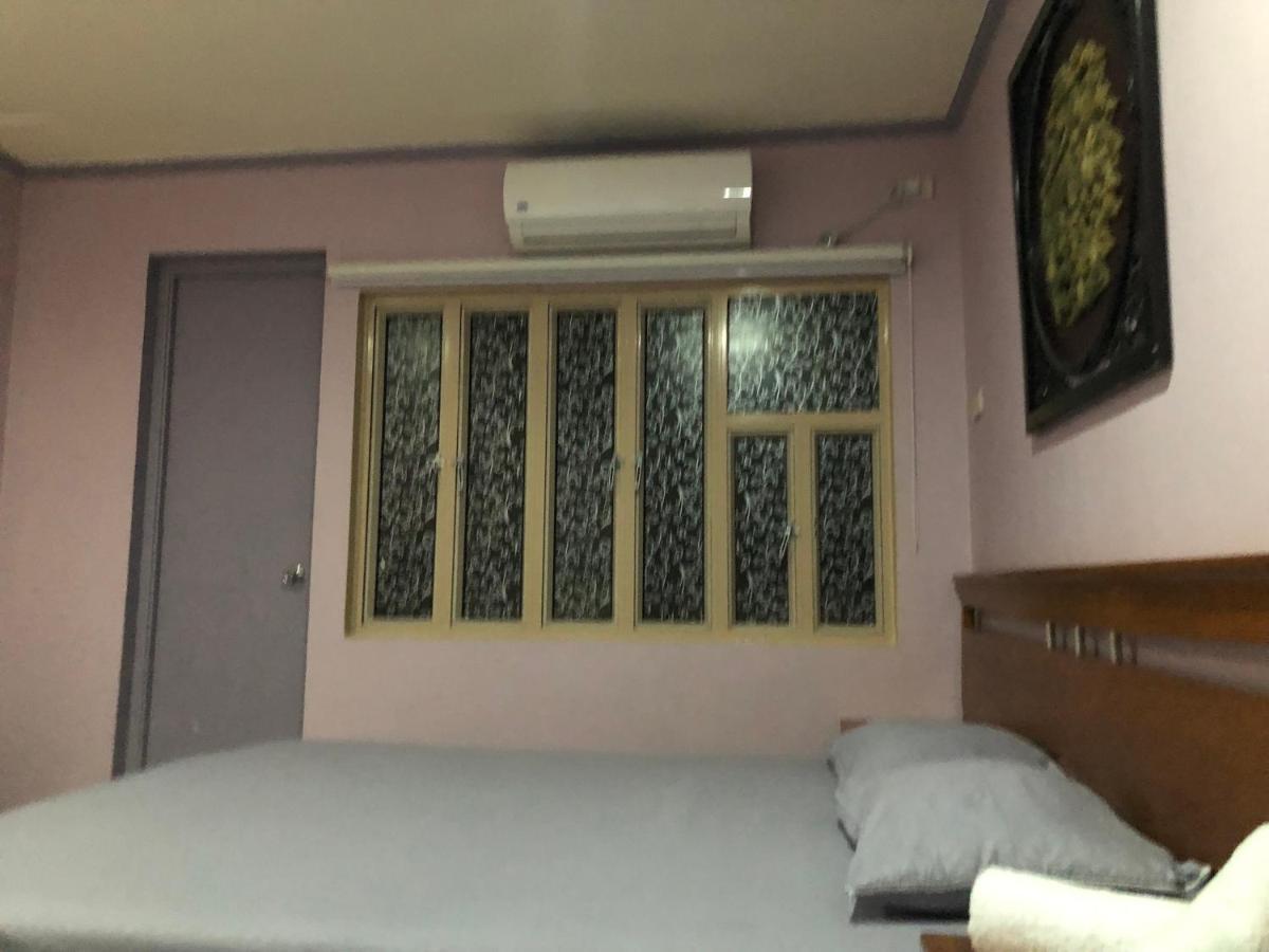 2 Separate Units, 1Br On 23Rd Flr And 3Br Penthouse On 41St Flr In Manila, Near Slec,Us Embassy, Mall And Parks With Excellent View Экстерьер фото